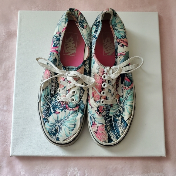 Vans shoes - Picture 1 of 5